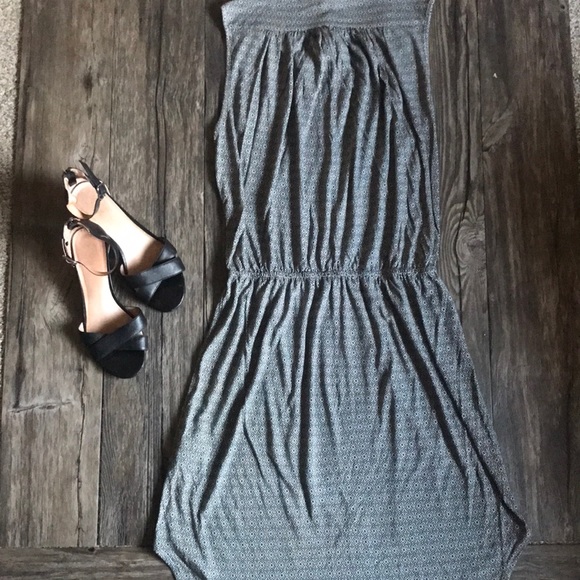 H&M Summer Dress Medallion print black/white High/Low elasticized waist - Picture 3 of 7